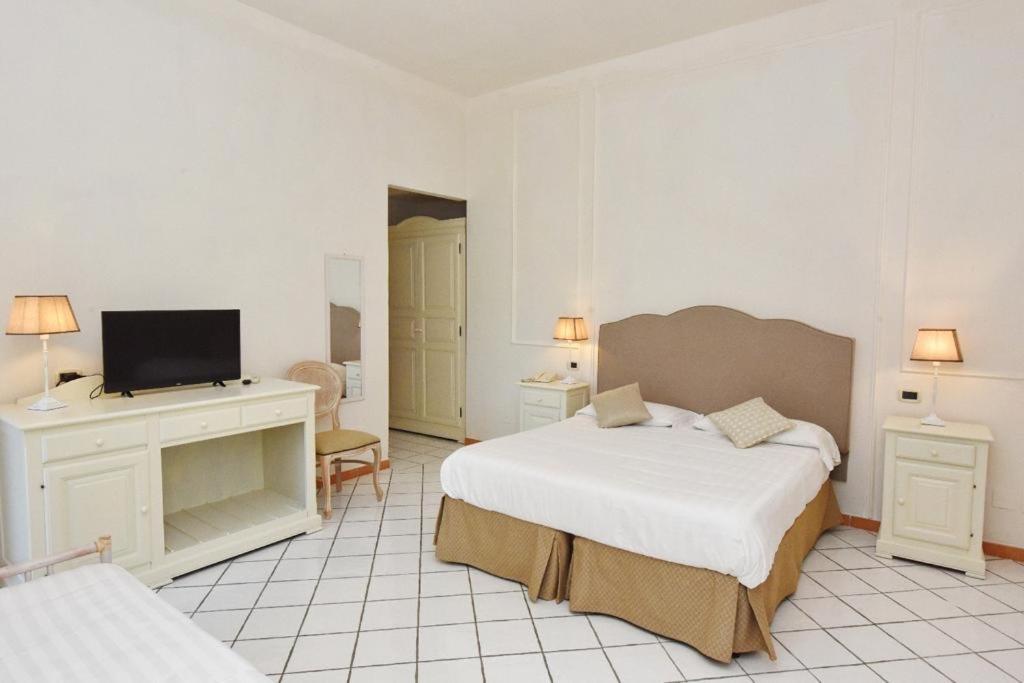 Hotel Garden Riviera Santa Maria di Castellabate Ngoại thất bức ảnh
